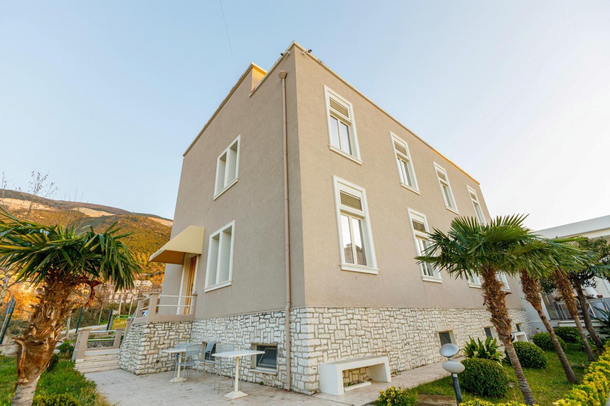 Le Palazzine Hotel Vlorë Eksteriør billede